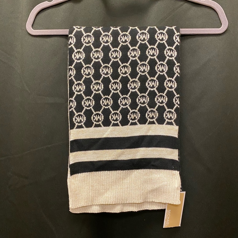 Michael Kors scarf